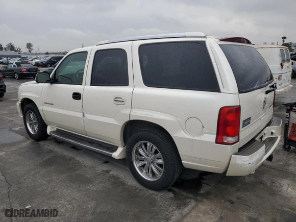 2004 Cadillac Escalade with VIN 1GYEK63N04R234046, listed as a Copart auction lot 47536795 with 193,588 mi miles and Clean Title. Bid and sale history available at carsss.com. Image 2.