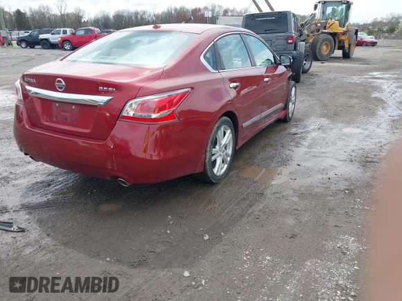 2015 Nissan Altima S z VIN 1N4BL3AP4FC107451, wystawiony jako IAAI lot #41945772 z przebiegiem 66 990 mil mil oraz . Historia ofert i sprzedaży dostępna na DreamBid. Obrazek 4.