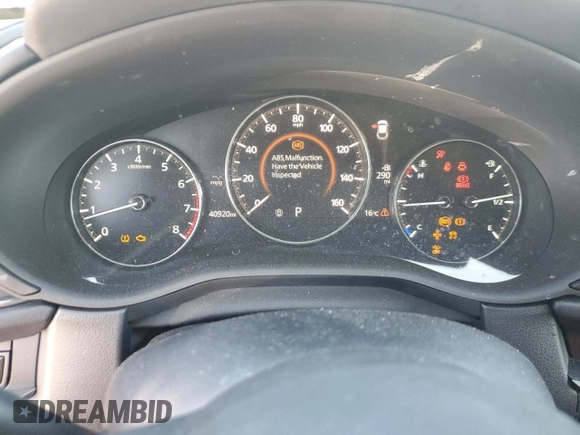 2022 Mazda CX-30 S with VIN 3MVDMBAL3NM440405, listed as a Copart auction lot 42310475 with 40,920 mi miles and Salvage title. Bid and sale history available at DreamBid. Image 9.