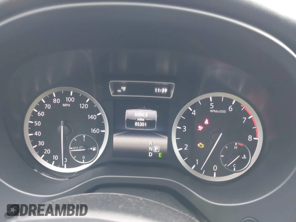 2017 Infiniti QX30 Premium z VIN SJKCH5CR2HA022260, wystawiony jako IAAI lot #42067553 z przebiegiem 85 301 mil mil oraz . Historia ofert i sprzedaży dostępna na DreamBid. Obrazek 7.