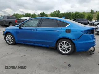 2020 Ford Fusion SE with VIN 3FA6P0LUXLR266057, listed as a Copart auction lot 61154555 with 97,536 mi miles and Non repairable. Bid and sale history available at DreamBid. Image 2.