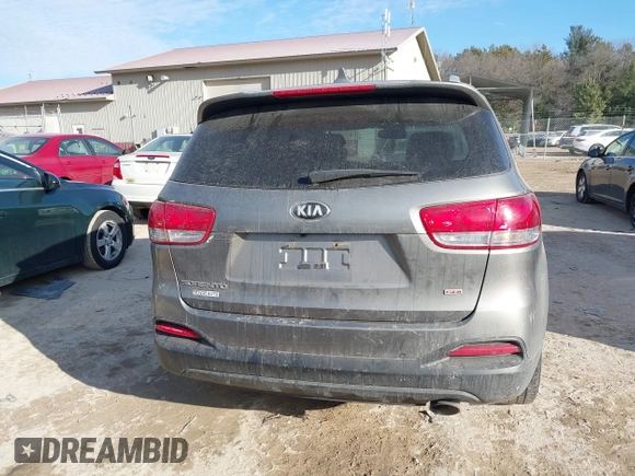 2016 Kia Sorento LX with VIN 5XYPGDA31GG002581, listed as a IAAI auction lot 41366057 with 170,671 mi miles. Bid and sale history available at carsss.com. Image 16.