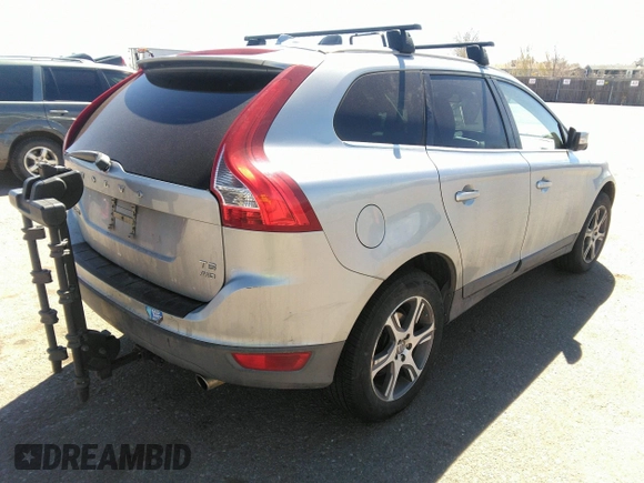 2011 Volvo XC60 3.0T with VIN YV4902DZ8B2172762, listed as a IAAI auction lot 41891617 with 165,252 mi miles and . Bid and sale history available at DreamBid. Image 4.