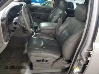 2006 GMC Sierra Denali z VIN 2GTEK63N661185470, wystawiony jako Copart lot #85517684 z przebiegiem 154 457 mil mil oraz Szkoda całkowita • Salvage title. Historia ofert i sprzedaży dostępna na DreamBid. Obrazek 7.