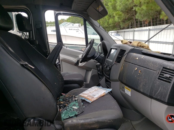 2016 Mercedes-Benz Sprinter with VIN 8BRPE8CD6GE125674, listed as a Copart auction lot 69031374 with Not Provided miles and Salvage Title. Bid and sale history available at DreamBid. Image 5.