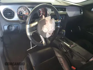 2014 Ford Mustang V6 with VIN 1ZVBP8AM4E5222570, listed as a Copart auction lot 57325885 with 207,535 mi miles and Salvage title. Bid and sale history available at DreamBid. Image 8.