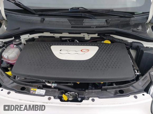 2015 FIAT 500e with VIN 3C3CFFGE0FT623389, listed as a IAAI auction lot 41473493 with 34,177 mi miles and . Bid and sale history available at DreamBid. Image 10.