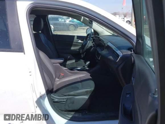 2024 Buick Encore GX Sport Touring z VIN KL4AMESL6RB189875, wystawiony jako IAAI lot #41780976 z przebiegiem 22 969 mil mil oraz . Historia ofert i sprzedaży dostępna na DreamBid. Obrazek 5.