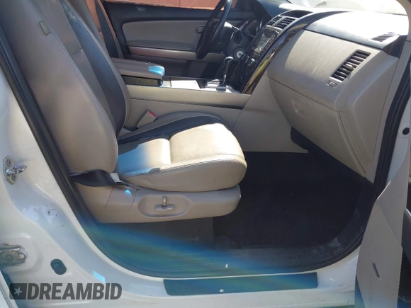 2012 Mazda CX-9 Grand Touring z VIN JM3TB3DA5C0349176, wystawiony jako IAAI lot #41960691 z przebiegiem 207 445 mil mil oraz . Historia ofert i sprzedaży dostępna na DreamBid. Obrazek 5.