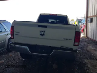 2017 Ram 1500 SLT z VIN 1C6RR7GT6HS537534, wystawiony jako IAAI lot #40744482 z przebiegiem 148 661 mil mil oraz . Historia ofert i sprzedaży dostępna na DreamBid. Obrazek 16.