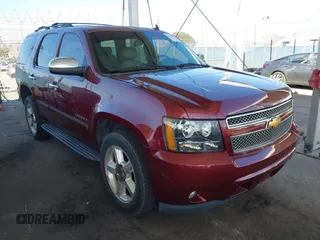 2008 Chevrolet Tahoe 3LT z VIN 1GNFC13028J118793, wystawiony jako IAAI lot #41666846 z przebiegiem 194 741 mil mil oraz . Historia ofert i sprzedaży dostępna na DreamBid. Obrazek 1.