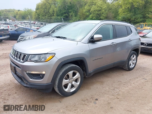 2017 Jeep Compass Latitude z VIN 3C4NJDBB8HT693164, wystawiony jako IAAI lot #42256210 z przebiegiem 52 130 mil mil oraz . Historia ofert i sprzedaży dostępna na DreamBid. Obrazek 17.