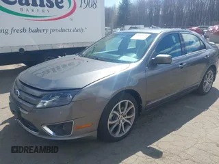 2010 Ford Fusion SE with VIN 3FAHP0HA3AR248729, listed as a IAAI auction lot 42030832 with 113,972 mi miles. Bid and sale history available at carsss.com. Image 2.