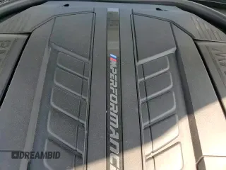 2018 BMW 7 Series M760i xDrive с VIN WBA7H6C53JG614614, выставлен на аукционе Copart как лот 65313825 с пробегом 69 448 миль миль и Списание • Salvage title. История ставок и продаж доступна на DreamBid. Изображение 13.