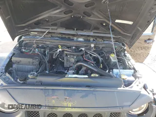 2008 Jeep Wrangler Unlimited X с VIN 1J4GA39178L652983, выставлен на аукционе IAAI как лот 40803698 с пробегом 114 012 миль миль и . История ставок и продаж доступна на DreamBid. Изображение 10.