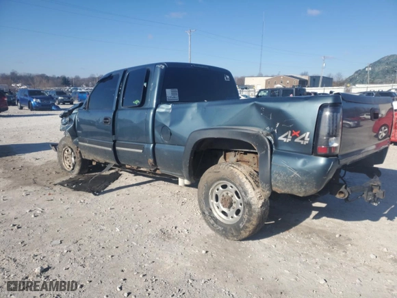 2006 Chevrolet Silverado 2500HD LT2 with VIN 1GCHK29D46E146332, listed as a Copart auction lot 82406404 with 227,222 mi miles and Salvage Title. Bid and sale history available at carsss.com. Image 2.