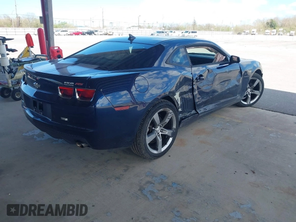 2011 Chevrolet Camaro 2LT с VIN 2G1FC1ED0B9111815, выставлен на аукционе IAAI как лот 41785190 с пробегом 123 224 миль миль и . История ставок и продаж доступна на DreamBid. Изображение 4.