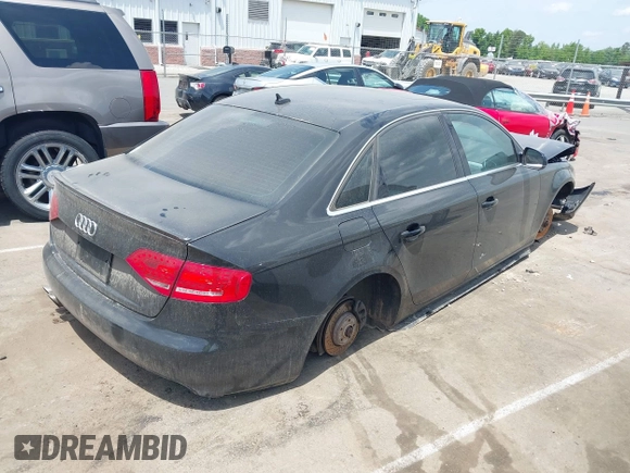 2010 Audi A4 Premium Plus z VIN WAUHFAFL7AN005125, wystawiony jako IAAI lot #42167886 z przebiegiem 140 717 mil mil oraz . Historia ofert i sprzedaży dostępna na DreamBid. Obrazek 4.