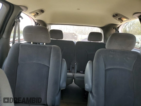 2004 Chrysler Town & Country Touring with VIN 2C4GP54L54R528494, listed as a Copart auction lot 50597675 with 207,450 mi miles and Salvage Title. Bid and sale history available at DreamBid. Image 10.