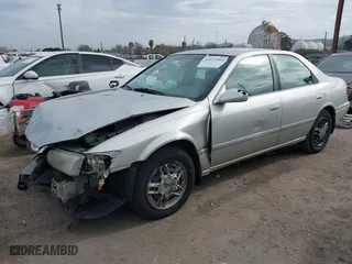2001 Toyota Camry CE with VIN JT2BG22KX10549374, listed as a IAAI auction lot 41552063 with 183,370 mi miles. Bid and sale history available at carsss.com. Image 17.