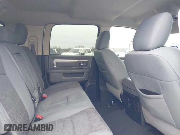 2016 Ram 2500 Big Horn with VIN 3C6UR5ML8GG311696, listed as a IAAI auction lot 41603158 with 110,994 mi miles. Bid and sale history available at carsss.com. Image 8.