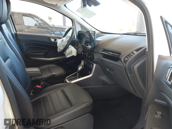 2021 Ford EcoSport Titanium z VIN MAJ6S3KL8MC402081, wystawiony jako IAAI lot #42203667 z przebiegiem 63 159 mil mil oraz . Historia ofert i sprzedaży dostępna na DreamBid. Obrazek 5.