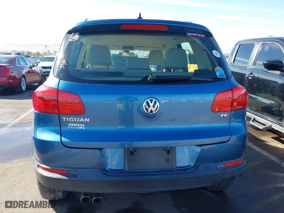 2017 Volkswagen Tiguan S with VIN WVGAV7AX1HW509822, listed as a IAAI auction lot 41625089 with 97,039 mi miles. Bid and sale history available at carsss.com. Image 17.