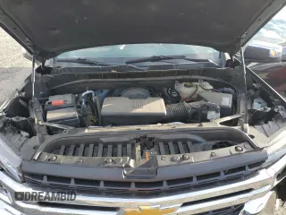 2020 Chevrolet Silverado 1500 LT with VIN 1GCRYDEDXLZ220779, listed as a Copart auction lot 46518275 with 133,306 mi miles and Salvage Title. Bid and sale history available at carsss.com. Image 11.