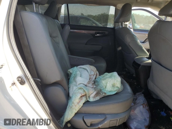 2021 Toyota Highlander Hybrid Limited с VIN 5TDYARAH3MS006077, выставлен на аукционе Copart как лот 43145585 с пробегом 121 815 миль миль и Списание • Salvage title. История ставок и продаж доступна на DreamBid. Изображение 11.