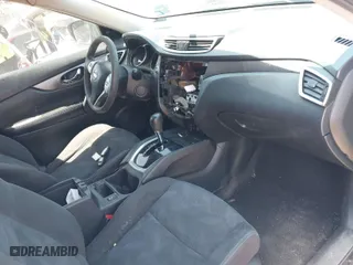 2015 Nissan Rogue SV with VIN KNMAT2MT7FP512012, listed as a IAAI auction lot 41982440 with 228,990 mi miles. Bid and sale history available at carsss.com. Image 5.