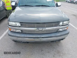 2001 Chevrolet Silverado 1500 LS with VIN 1GCEK19V21Z229300, listed as a IAAI auction lot 42180841 with 282,099 mi miles. Bid and sale history available at carsss.com. Image 13.
