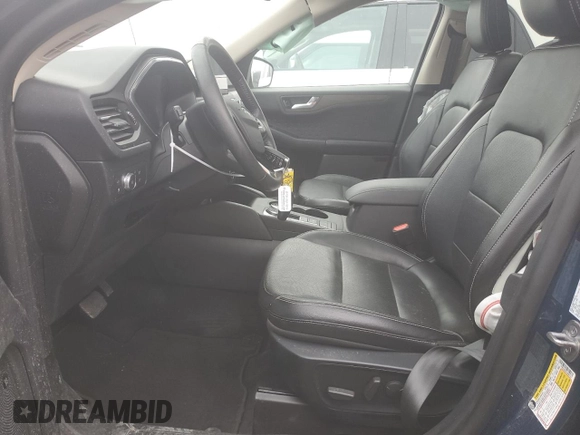 2020 Ford Escape Titanium Hybrid z VIN 1FMCU9DZXLUB95757, wystawiony jako Copart lot #47472845 z przebiegiem 39 622 mil mil oraz Szkoda całkowita • Salvage title. Historia ofert i sprzedaży dostępna na DreamBid. Obrazek 7.