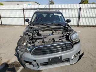 2018 MINI Countryman Cooper with VIN WMZYS7C37J3E07666, listed as a Copart auction lot 74055944 with 59,002 mi miles and Salvage Title. Bid and sale history available at carsss.com. Image 5.