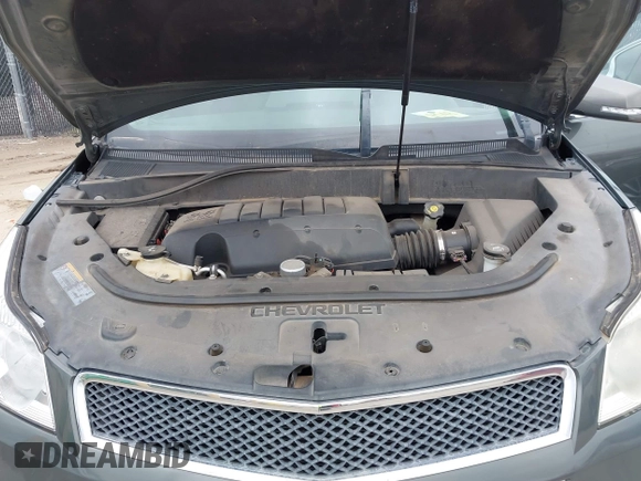 2011 Chevrolet Traverse 1LT z VIN 1GNKRGED0BJ204837, wystawiony jako IAAI lot #42203555 z przebiegiem Nie podano mil oraz . Historia ofert i sprzedaży dostępna na DreamBid. Obrazek 10.