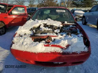 1998 Ford Escort LX with VIN 1FAFP10P2WW303270, listed as a Copart auction lot 87588365 with 142,743 mi miles and Salvage Title. Bid and sale history available at carsss.com. Image 5.