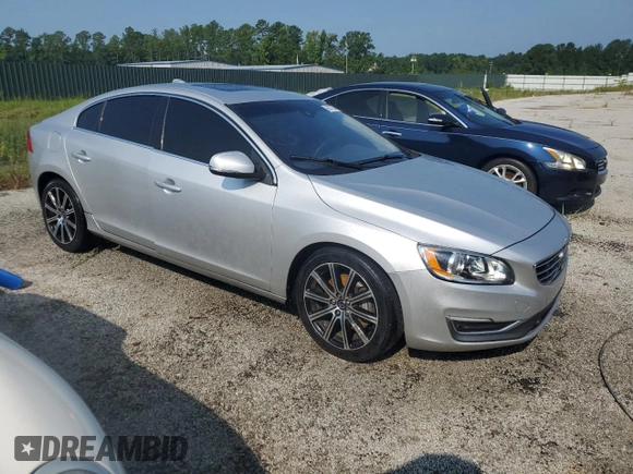 2017 Volvo S60 Inscription с VIN LYV402TKXHB141621, выставлен на аукционе Copart как лот 66577954 с пробегом 89 438 миль миль и Списание • Salvage title. История ставок и продаж доступна на DreamBid. Изображение 4.