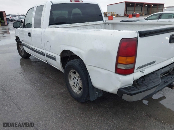 2002 Chevrolet Silverado 1500 LS with VIN 2GCEC19W421401620, listed as a IAAI auction lot 41228732 with 144,389 mi miles. Bid and sale history available at carsss.com. Image 14.
