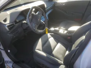 2020 Hyundai Ioniq Limited с VIN KMHC85LJ5LU070111, выставлен на аукционе Copart как лот 89079385 с пробегом Не указан миль и Списание • Salvage title. История ставок и продаж доступна на DreamBid. Изображение 7.