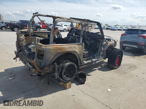 2021 Jeep Wrangler Rubicon with VIN 1C4HJXCG2MW807639, listed as a Copart auction lot 50533135 with Not provided miles and Non repairable. Bid and sale history available at DreamBid. Image 3.