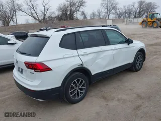 2021 Volkswagen Tiguan S with VIN 3VV0B7AX5MM071469, listed as a IAAI auction lot 41716496 with 38,213 mi miles. Bid and sale history available at carsss.com. Image 4.