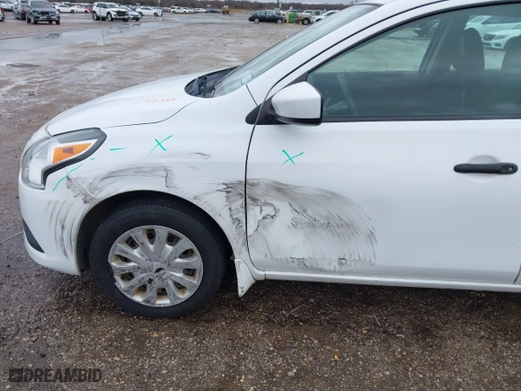 2019 Nissan Versa Sedan SV with VIN 3N1CN7AP1KL809325, listed as a IAAI auction lot 41199329 with 95,726 mi miles. Bid and sale history available at carsss.com. Image 17.
