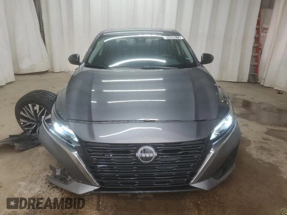 2025 Nissan Altima SV z VIN 1N4BL4DV0SN302431, wystawiony jako Copart lot #59400875 z przebiegiem 13 478 mil mil oraz Szkoda całkowita • Salvage title. Historia ofert i sprzedaży dostępna na DreamBid. Obrazek 5.