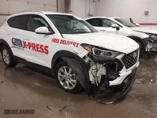 2020 Hyundai Tucson Value with VIN KM8J3CA41LU173419, listed as a IAAI auction lot 40915699 with 90,996 mi miles. Bid and sale history available at carsss.com. Image 6.