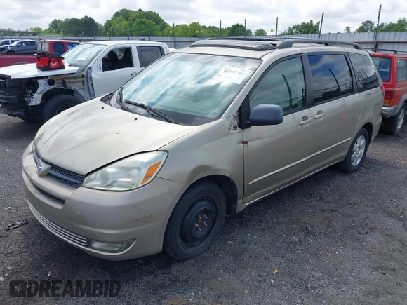 2004 Toyota Sienna XLE with VIN 5TDZA22C04S166738, listed as a IAAI auction lot 42137264 with 147,551 mi miles. Bid and sale history available at carsss.com. Image 2.