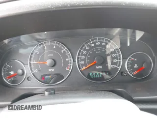 2004 Chrysler Sebring LX with VIN 1C3EL46X44N303515, listed as a IAAI auction lot 42012743 with 105,863 mi miles and . Bid and sale history available at DreamBid. Image 7.