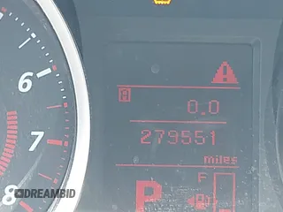 2011 Mitsubishi Lancer ES z VIN JA32U2FU0BU031133, wystawiony jako IAAI lot #42046429 z przebiegiem 279 551 mil mil oraz . Historia ofert i sprzedaży dostępna na DreamBid. Obrazek 15.