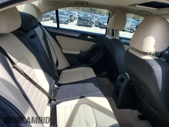 2012 Volkswagen Jetta SEL with VIN 3VWLP7AJ3CM469901, listed as a Copart auction lot 52937875 with 152,761 mi miles and Clean title. Bid and sale history available at DreamBid. Image 10.