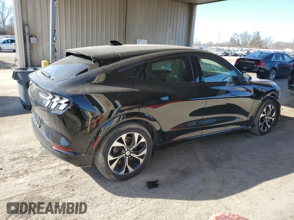 2022 Ford Mustang Mach-E Premium with VIN 3FMTK3SU1NMA43576, listed as a Copart auction lot 48237545 with 28,177 mi miles and Salvage Title. Bid and sale history available at DreamBid. Image 3.