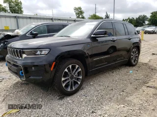 2022 Jeep Grand Cherokee Overland with VIN 1C4RJYD6XN8764643, listed as a Copart auction lot 64837614 with 9,831 mi miles and Non repairable. Bid and sale history available at DreamBid. Image 1.
