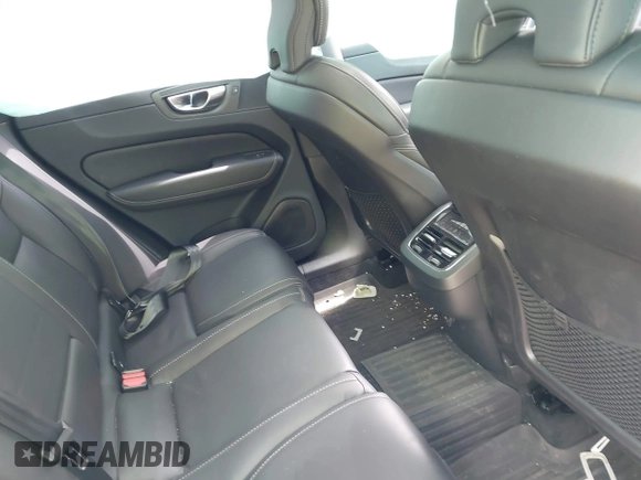 2023 Volvo XC60 Ultimate Dark Theme с VIN YV4062RX5P1347142, выставлен на аукционе IAAI как лот 42370431 с пробегом 19 510 миль миль и . История ставок и продаж доступна на DreamBid. Изображение 8.
